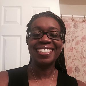 Meet your Posher, Valarie